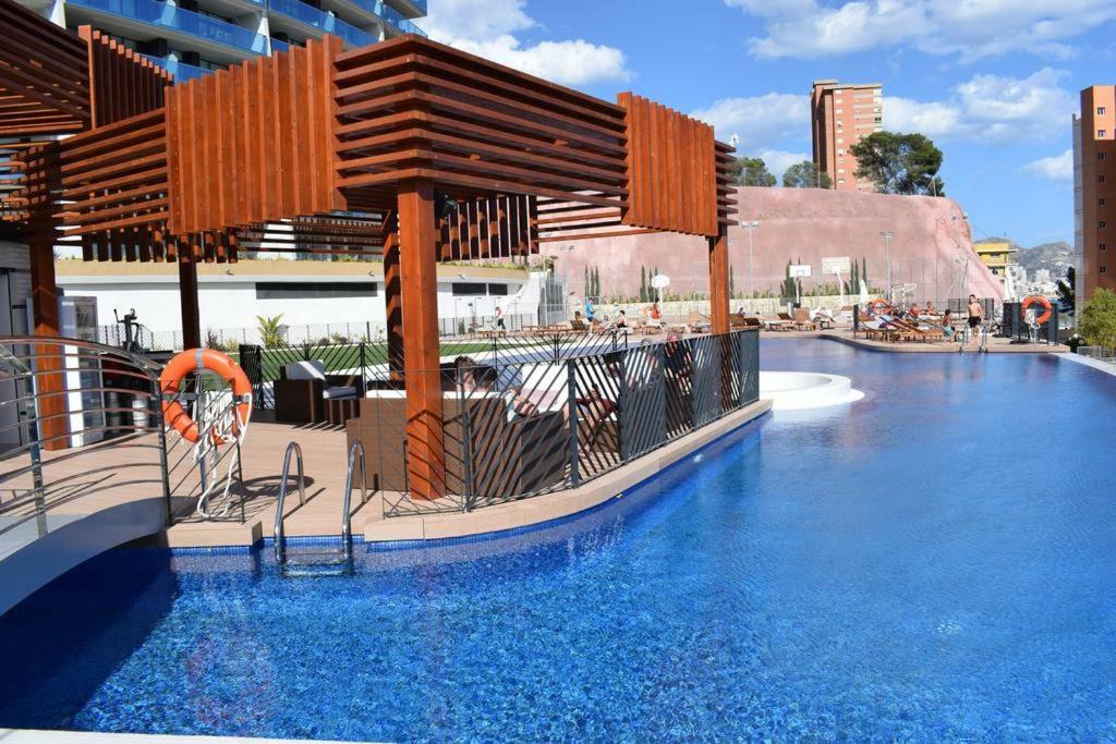 Sunset Drive Resort & Spa Бенидорм Екстериор снимка